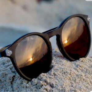 Unisex polarized sunglasses, acetate frame made in the USA, BRAND NEW!!